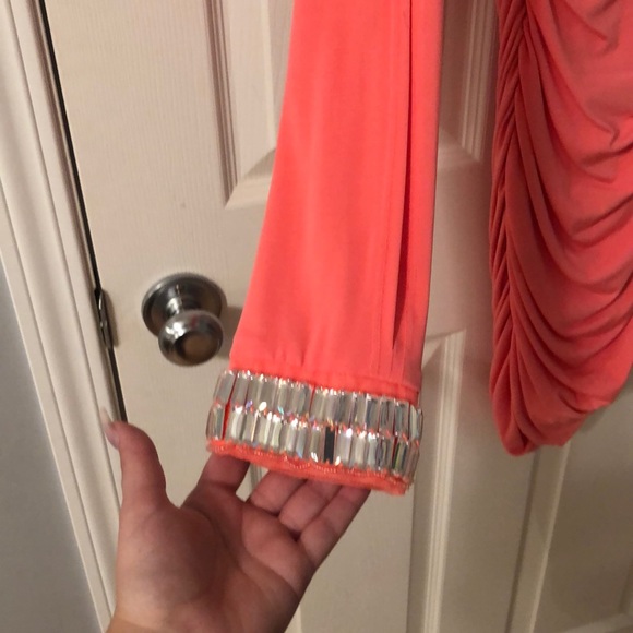 Peach mini dress - Picture 2 of 2